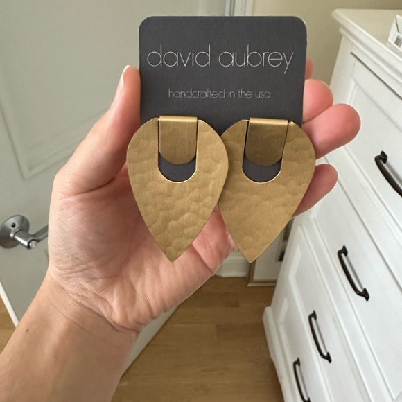 David Aubrey Earrings - Picture 3 of 3